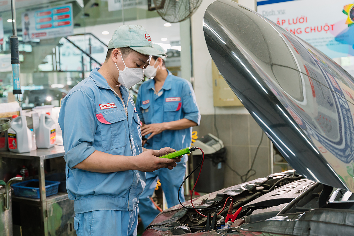 mua xe ô tô cũ cần kiểm tra những gì
